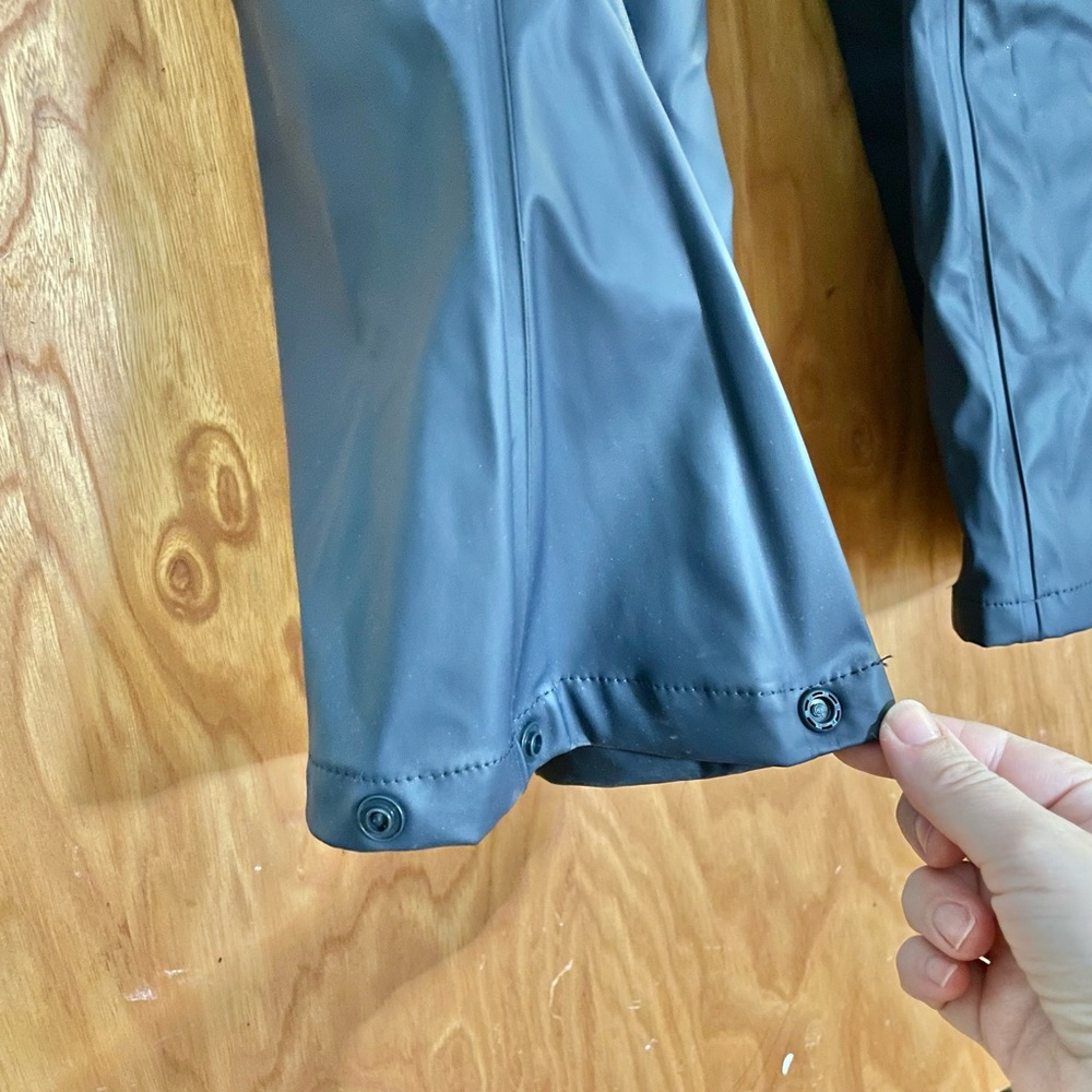 Elka Dry Zone rain pants, ankle snaps, elastic waist, size large - Picture 7 of 10